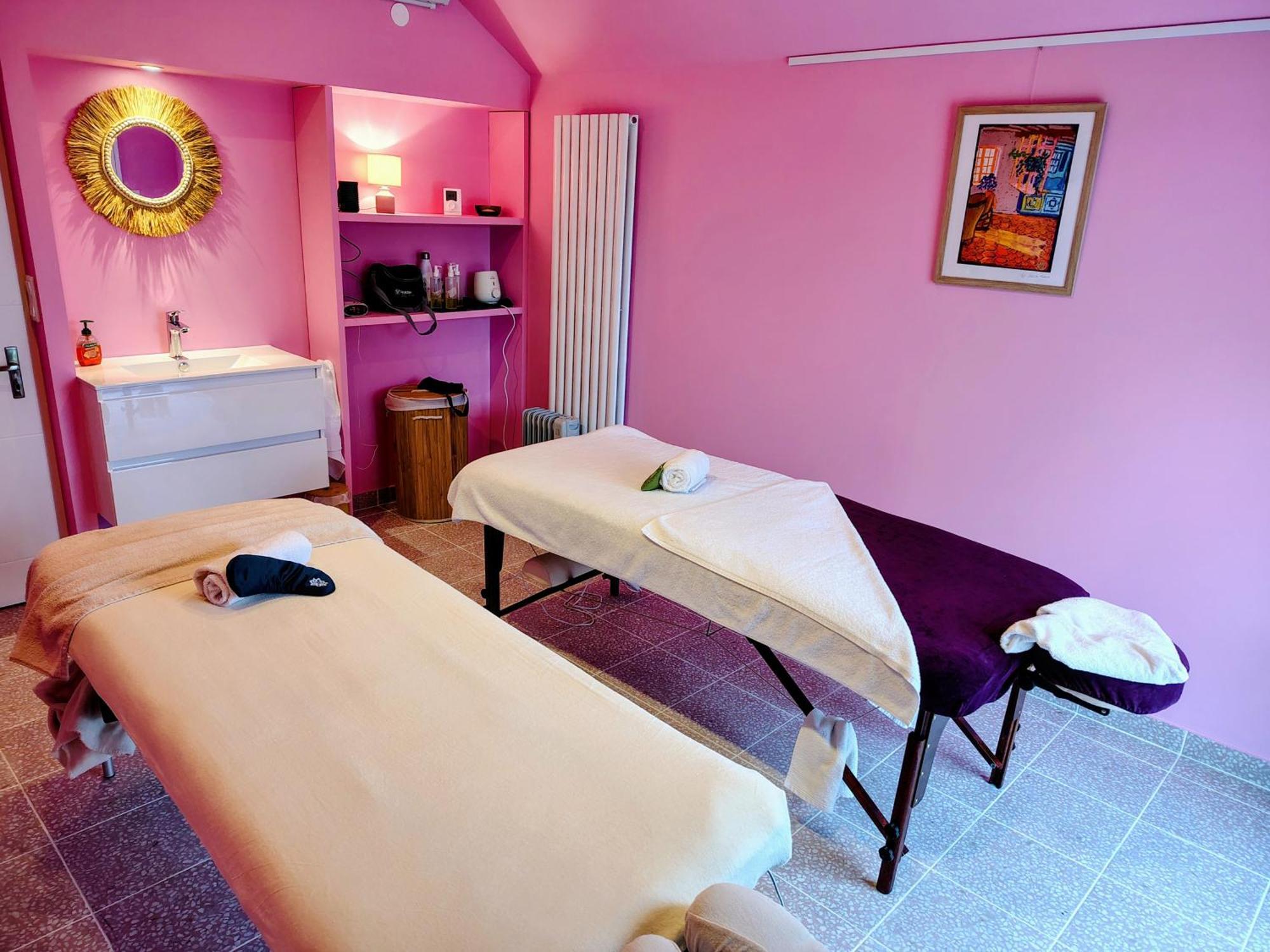 Le Spa Est Dans Le Pre Trigueres Extérieur photo